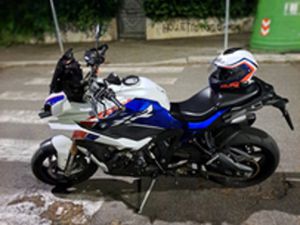 BMW S1000XR