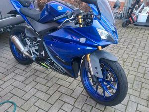 YAMAHA YZF 125 R