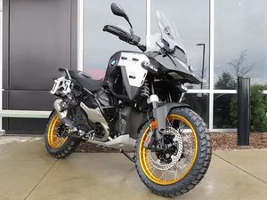 2026 BMW R 1300 GS ADVENTURE TRIPLE BLACK
