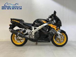 BLOEDMOOIE HONDA CBR 900 RR FIREBLADE CBR900RR (BJ 1996) — MOTOREN | HONDA — MARKTPLAATS