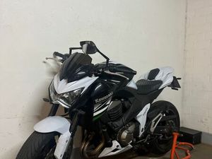 KAWASAKI Z800