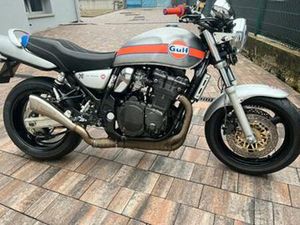SUZUKI GSX 750 INAZUMA