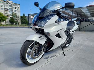 HONDA VFR →