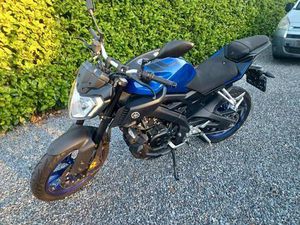 ② YAMAHA MT 125