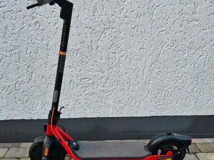 SEGWAY NINEBOT D28D E-SCOOTER MIT STRAßENZULASSUNG (ABE)
