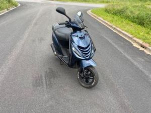 PIAGGIO ZIP 50CC, 4 TAKT, GOED ONDERHOUDEN — SCOOTERS | PIAGGIO — MARKTPLAATS