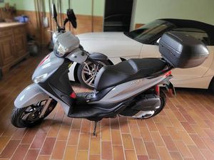 PIAGGIO MEDLEY S - WIE NEU