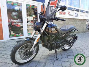 BENELLI LEONCINO 500 TRAIL, ZÁRUKA 4 ROKY