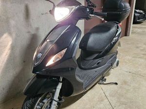 SCOOTER PIAGGIO FLY 125 CM3