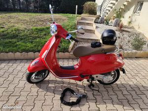 LA DOLCE VITA SANS SURPRISE VESPA PRIMAVERA 50 4T NEUF