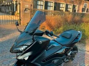 YAMAHA 560 T-MAX, TECHMAX — MOTOREN | YAMAHA — MARKTPLAATS