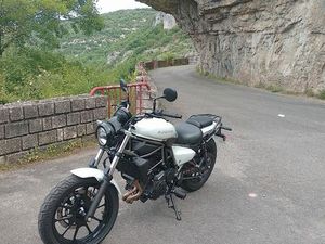 KAWASAKI ELIMINATOR 500