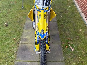 SUZUKI RM 125 2006 MOTOCROSS ÄHNLI./YZ/CR/SX/KX