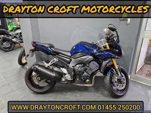 YAMAHA FZ6 FAZER