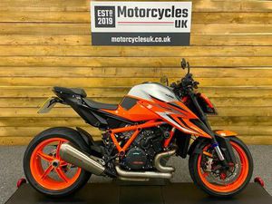 KTM 1290 SUPERDUKE R EVO