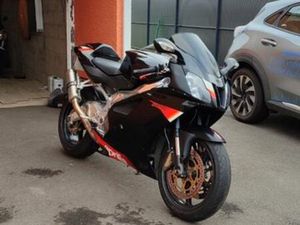 APRILIA RSV1000R