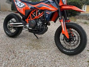 KTM 690 SMCR