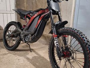 SUR RON LIGHT BEE X 2023 - 18KW FULL ÉQUIPÉE