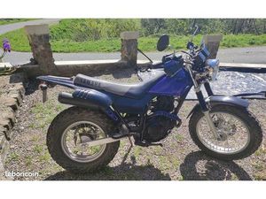 YAMAHA 125 TW PEU DE KILOMÈTRES