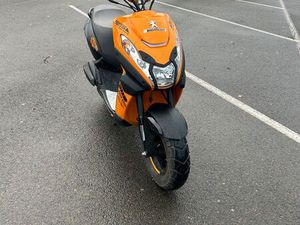 STREETE ZONE A VENDRE