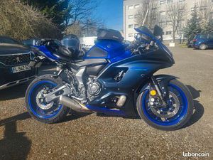 YAMAHA YZF R7