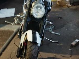 ② HARLEY DAVIDSON VRSCR