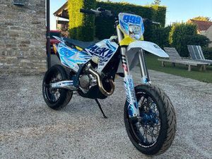 ② HUSQVARNA FE 450