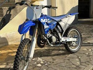 125 YZ