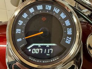 MOTO HARLEY DAVIDSON SOFTAIL HERITAGE CLASSIC