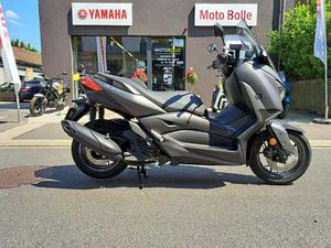 X-MAX YP 125