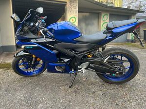 YAMAHA YZF-R3 *MODELL 2025*