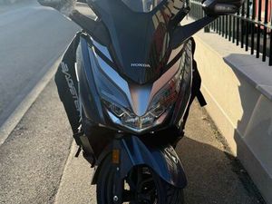 HONDA FORZA 300 ABS + JUPE + DOSSERET ENTRETIEN À JOUR ◊