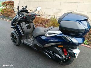 PEUGEOT METROPOLIS SW