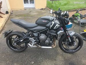 MOTO TRIUMPH TRIDENT 660 A2