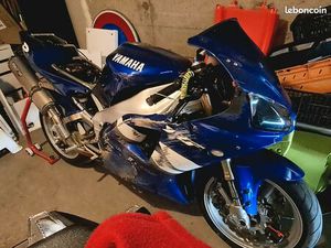 YAMAHA YZF R1 99'