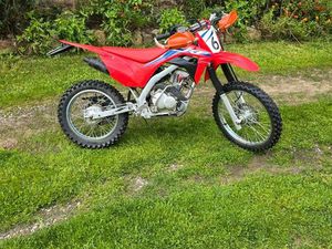 125 CRF
