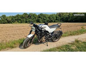 HUSQVARNA VITPILEN 401 GARANTIE
