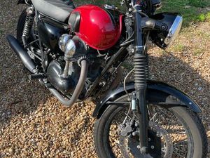 KAWASAKI W800 - SPECIAL EDITION