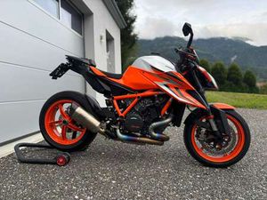 SUPER DUKE R TECHPACK / POWERPARTS /KOMPLETTANLAGE