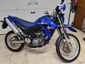 YAMAHA - XT660R