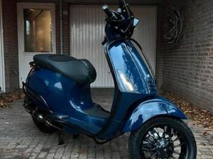 VESPA SPRINT 50CC 4T 2016 — SCOOTERS | VESPA — MARKTPLAATS