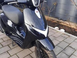 KINDLICH MOTOWELL RETROSA 125 CCM ROLLER