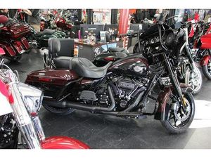 2022 HARLEY-DAVIDSON STREET GLIDE® SPECIAL