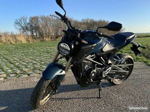 MOTO 125 CC HONDA CB125R BLEUE MÉTALLIQUE MATE