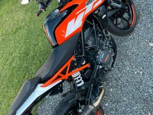 KTM DUKE