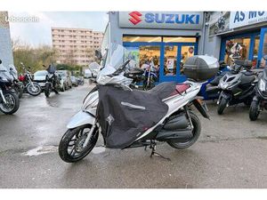 KYMCO PEOPLE S 125 ABS NOODOE E5 06/2025 GARANTIE, FAIBLE KILOMÉTRAGE ET SUPERBE ÉTAT