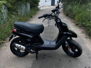 SCOOTER SPIRIT NAKED 13 POUCES