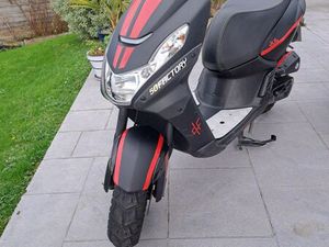 SCOOTER 50 CC PEUGEOT STREETZONE
