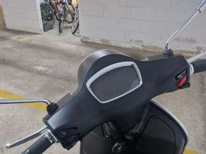 VESPA GTS SUPER TECH 300