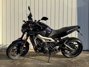 YAMAHA MT09